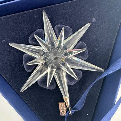 Lot of 4 Swarovski Annual Edition Crystal Snowflake Ornaments
