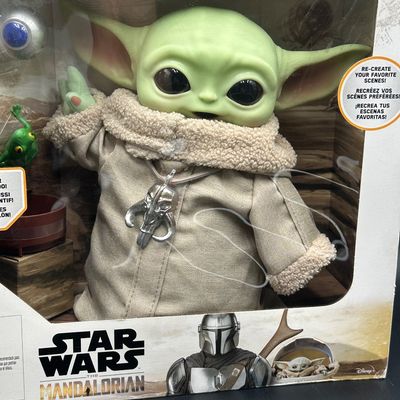 Star Wars Mandalorian Grogu “The Child” Collectible Lot – Sealed