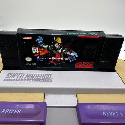 Vintage Super Nintendo SNES Console w/ 2 Controllers, Cords & Large Game Lot