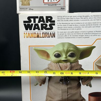 Star Wars Mandalorian Grogu “The Child” Collectible Lot – Sealed