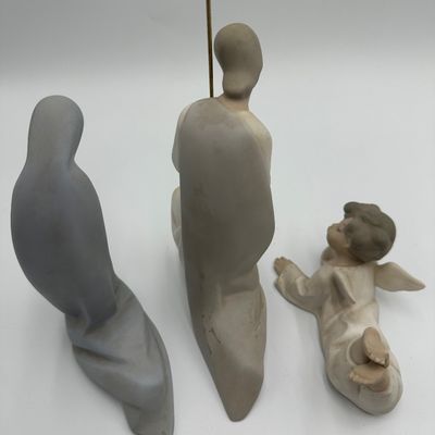 Lladró Porcelain Nativity Figurine Lot – Holy Family & Angels