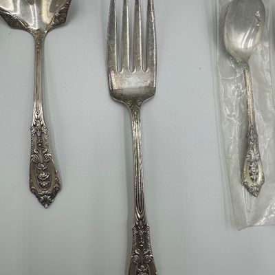 Wallace Rose Point Sterling Silver Flatware Service with Serving Pieces & Chest