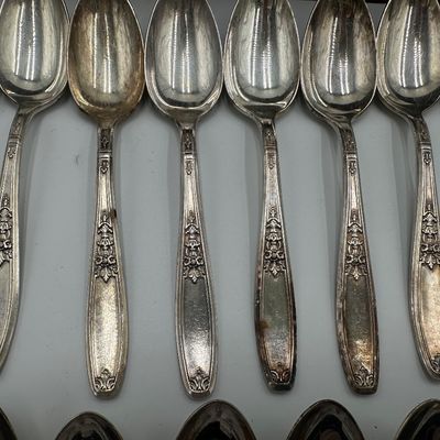 1847 Rogers Bros. Adoration Silverplate Flatware Set with Chest