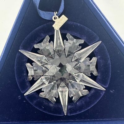 Lot of 4 Swarovski Annual Edition Crystal Snowflake Ornaments
