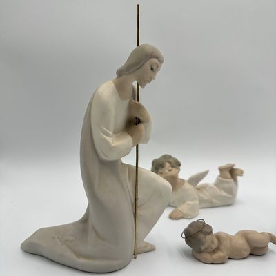 Lladró Porcelain Nativity Figurine Lot – Holy Family & Angels