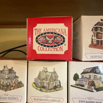 Large Liberty Falls Americana Collection