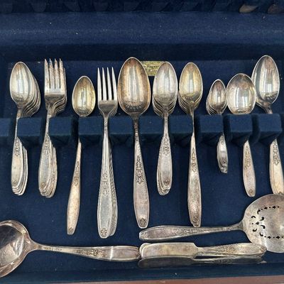 1847 Rogers Bros. Adoration Silverplate Flatware Set with Chest