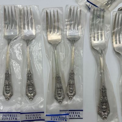 Wallace Rose Point Sterling Silver Flatware Service with Serving Pieces & Chest