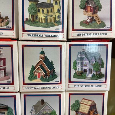 Large Liberty Falls Collection