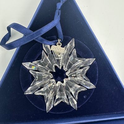 Lot of 4 Swarovski Annual Edition Crystal Snowflake Ornaments