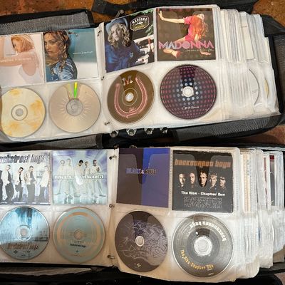 Huge CD Collection – 4 Large Binders – Hundreds of Country, Pop & Rock Albums