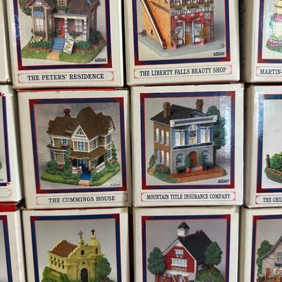Large Liberty Falls Collection
