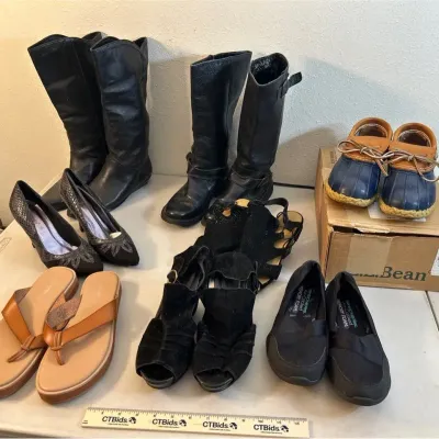 Women’s Shoes 8-9 - LL Bean, Old Navy, Pierre Dumas++