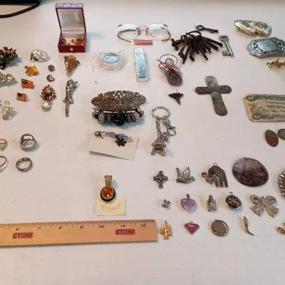 Jewelry - Rings, Pins, Skeleton Keys, Coins, Pendants, Belt Buckles+++