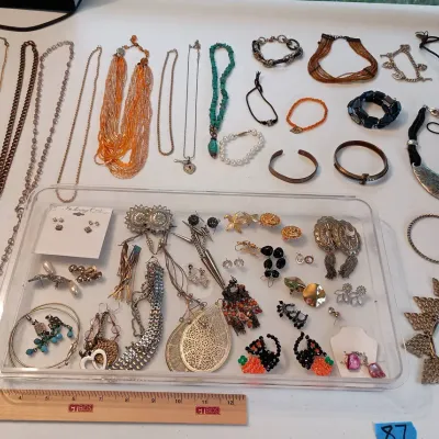Costume Jewelry - Necklaces, Bracelets, Earrings