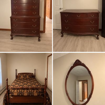 Sale Photo Thumbnail #9: Full Size Mahogany Bedroom Set