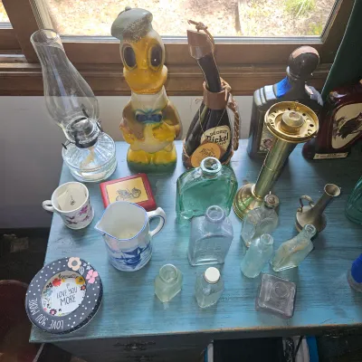 Sale Photo Thumbnail #59: Various Glass Bottles