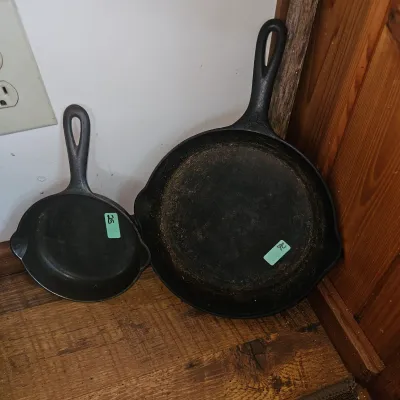 Sale Photo Thumbnail #15: Vintage Cast iron