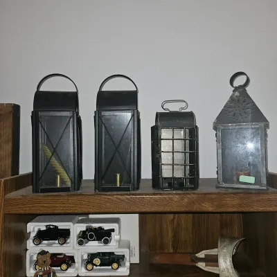 Sale Photo Thumbnail #49: Lanterns
