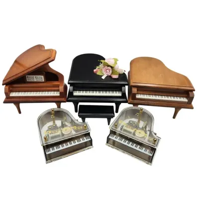 Piano Music Boxes: Grande Place, Enesco, Berkeley Designs, Lefton