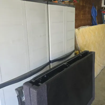 Electric Adjustable Bed. Like New!