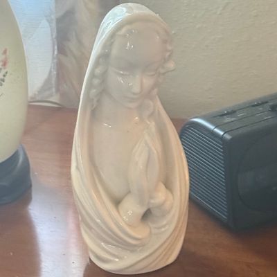 Vintage Haeger Praying Madonna Planter