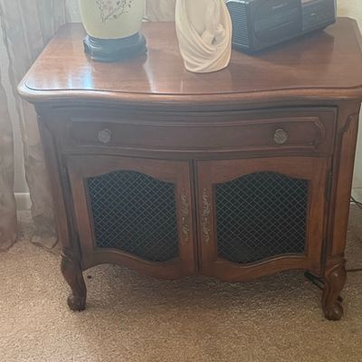 Thomasville French Provincial Style Serpentine Front Nightstand