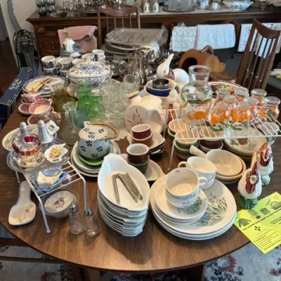 Estate sale photo