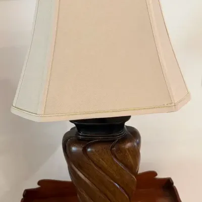 Elegant Carved Spiral Wood-Look Table Lamp with Shade – 28” Tall