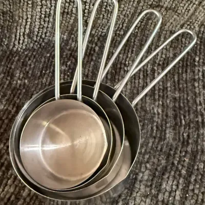 4-Piece Stainless Steel Measuring Cup Set – 1/4, 1/3, 1/2 & 1 Cup