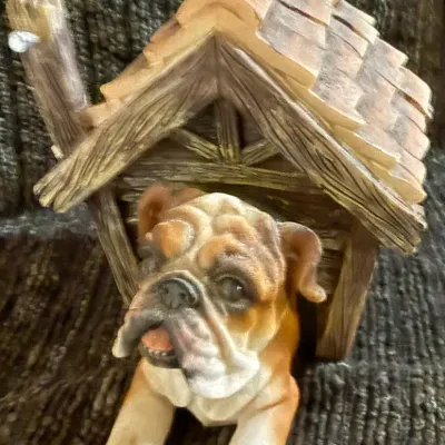 Vintage Bulldog in Doghouse Figurine Resin Dog House Shelf Decor 5.5” Long