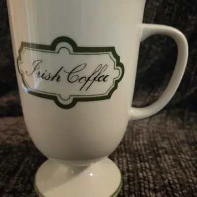 Vintage Irish Coffee Pedestal Mug Cup – Japan Ceramic Green Trim Footed Coffee Mug
