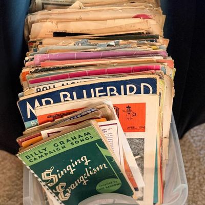 Estate sale photo