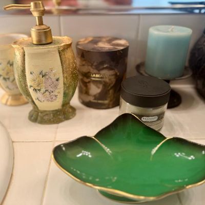 Sale Photo Thumbnail #259
