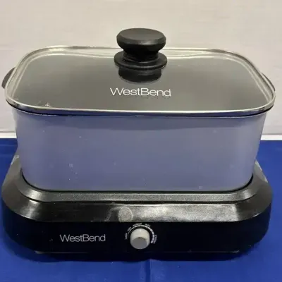 WestBend 5-6 QT Slow Cooker - Griddle, Crockpot