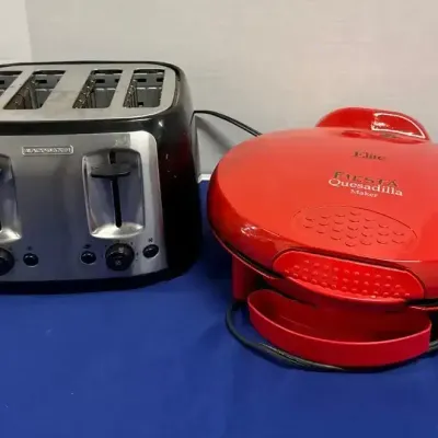 Kitchen Small Appliances - Elite Fiesta Quesadilla Maker, Black & Decker 4 Slice Toaster