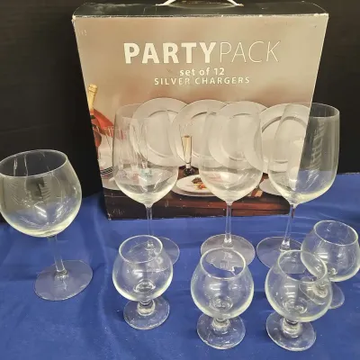 Fancy Dinner In - Wine & Brandy Stemware Snifters w/ 12 Silver Chargers