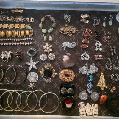 Sale Photo Thumbnail #107
