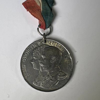 1911 King George V and Queen Mary Coronation Souvenir Medal