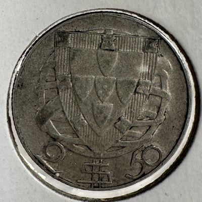 1951 Republica Portuguesa 2 1/2 Escudos .650 Silver Coin