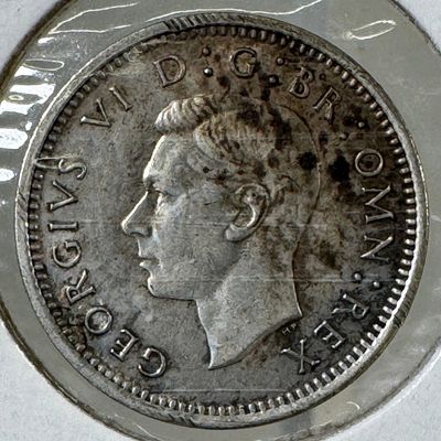 -*1943 Great Britain Threepence .500 Silver Coin