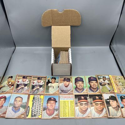 Sale Photo Thumbnail #101: (Lot Of 85+) 1962 Topps Baseball Singles With Duplication / Varying Conditions