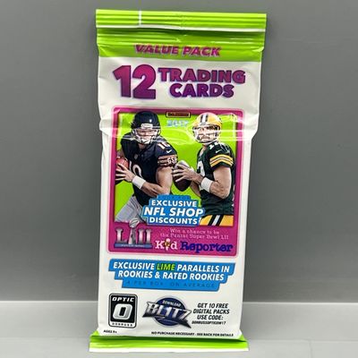 Sale Photo Thumbnail #197: 2017 Panini Donruss Optic Football Unopened Rack Pack - Possible Patrick Mahomes RC