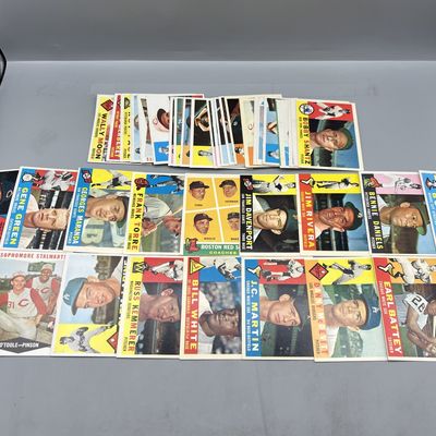Sale Photo Thumbnail #109: (Lot Of 45+) 1960 Topps Baseball Singles / Varying Conditions