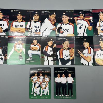 Sale Photo Thumbnail #104: (16) 1992 Mother's Cookies Houston Astros Cards W/ Jeff Bagwell