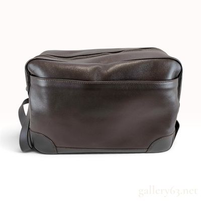 Sale Photo Thumbnail #193: Louis Vuitton Reporter Utah Brown Leather Messenger Bag