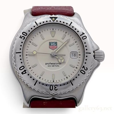 Sale Photo Thumbnail #236: C. 1990s TAG Heuer 6000 Series WH1310 Burgundy Leather Ladies Wristwatch