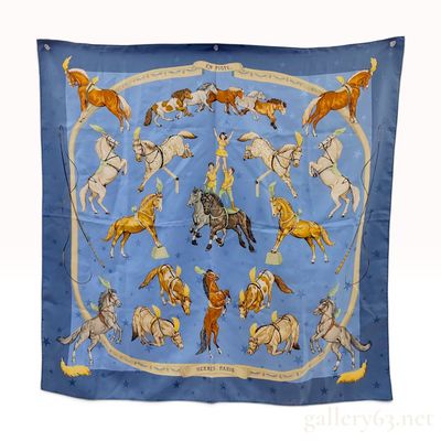 Sale Photo Thumbnail #118: Vintage Hermes En Piste Blue Star Jacquard Silk Carre 90 cm