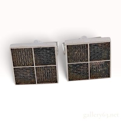 Sale Photo Thumbnail #154: Louis Vuitton Damier 4 Sterling Silver Cufflinks with Case
