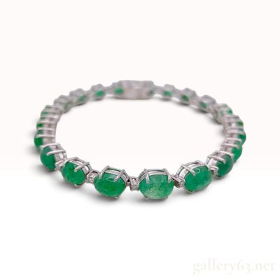 Sale Photo Thumbnail #174: 18K White Gold 13.71ct Natural Emerald and 0.33ctw Natural Diamond Bracelet
